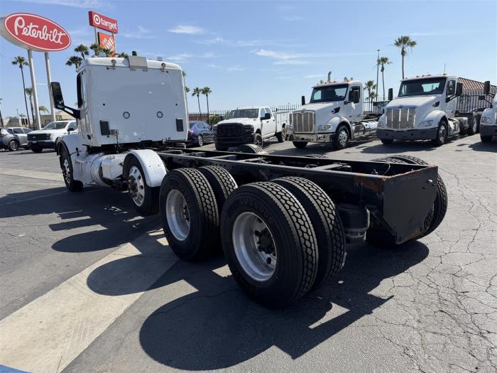 2021 Peterbilt 567-6