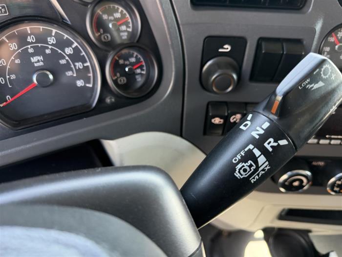 2021 Peterbilt 567-23