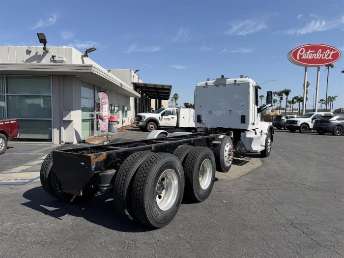 2021 Peterbilt 567-4