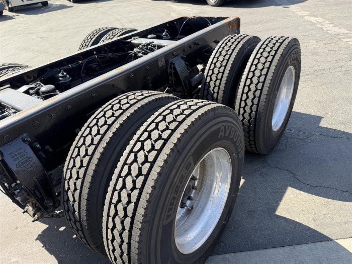2021 Peterbilt 567-9