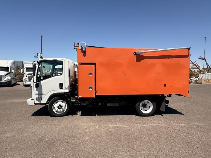 2023 Isuzu NPR-HD-1