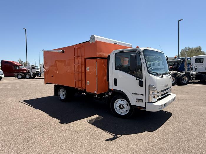 2023 Isuzu NPR-HD-6