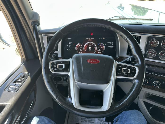 2025 Peterbilt 589-7