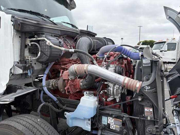 2027 Peterbilt 579-10