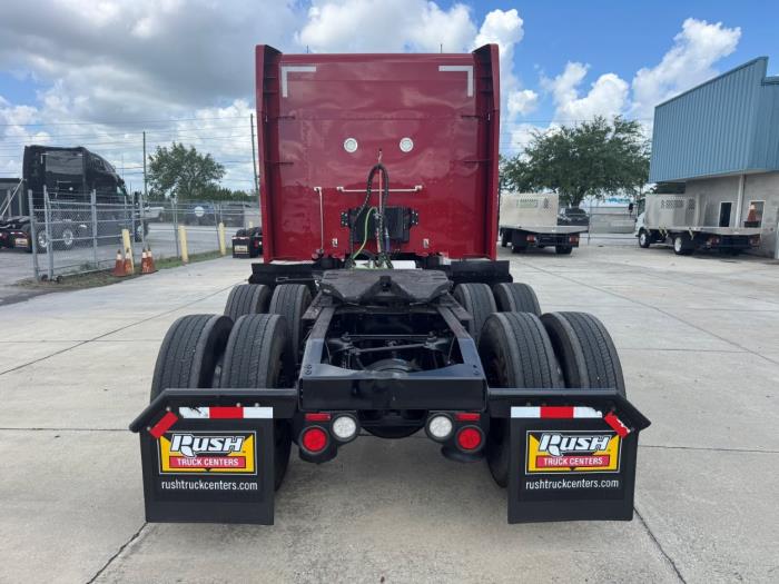 2022 Peterbilt 579-5