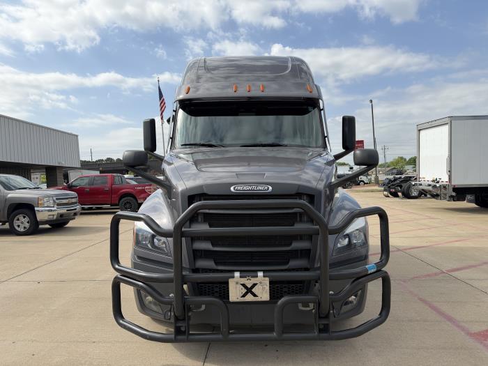 2021 Freightliner Cascadia-2