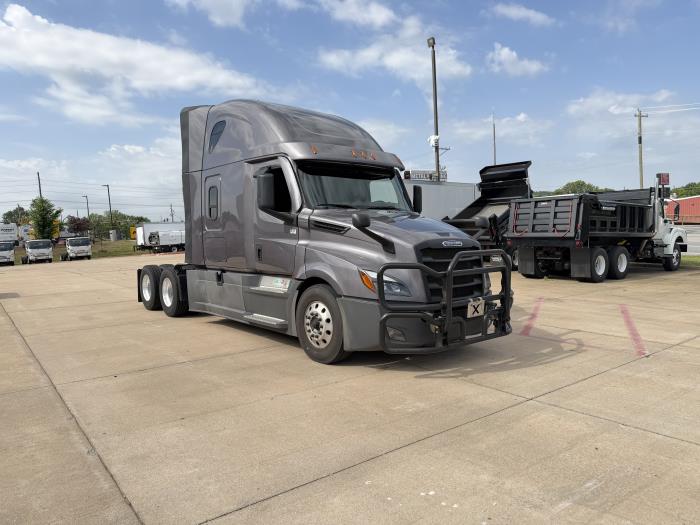 2021 Freightliner Cascadia-1