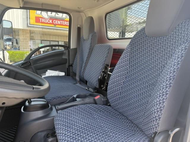 2026 Isuzu NPR-HD-6