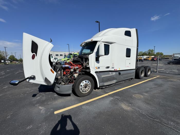2021 Peterbilt 579-25