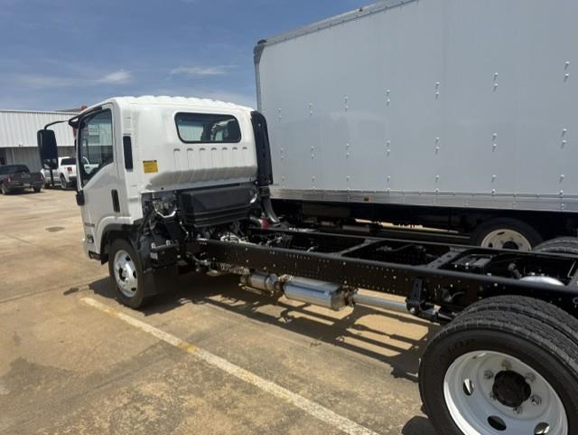 2026 Isuzu NPR-HD-9