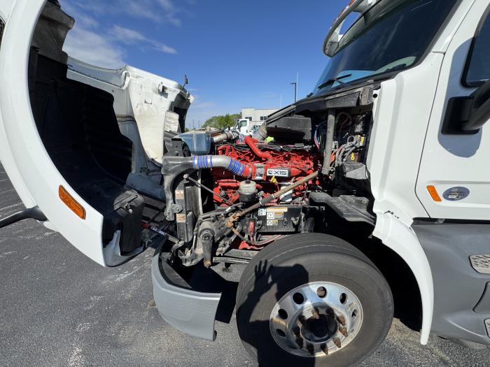 2021 Peterbilt 579-23