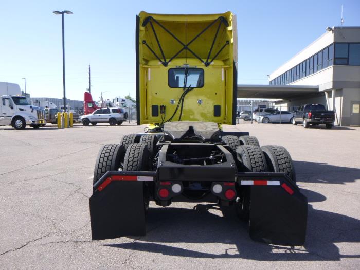 2023 Peterbilt 579-3
