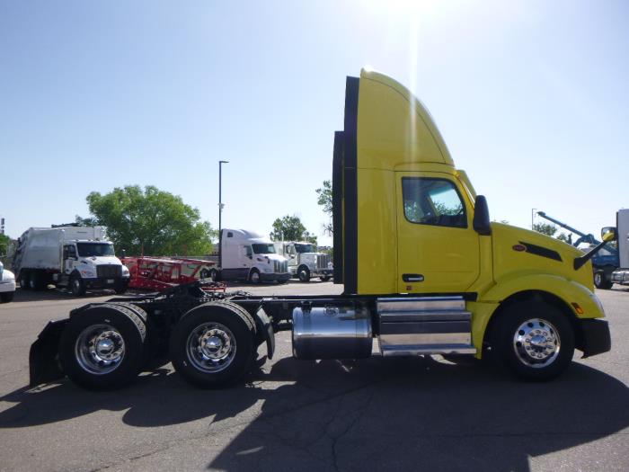 2023 Peterbilt 579-5