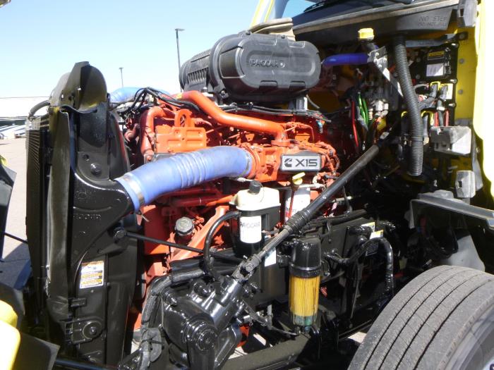 2023 Peterbilt 579-15