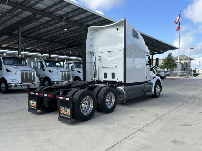 2021 Peterbilt 579-4