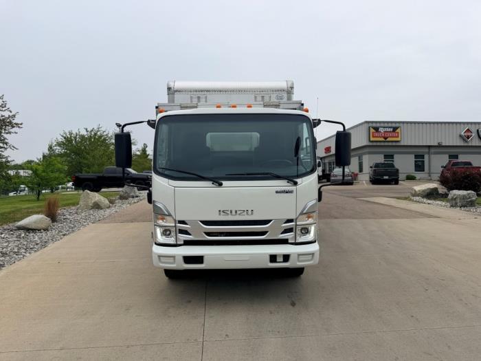 2026 Isuzu NPR-HD-6