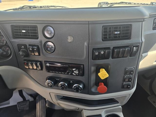 2018 Peterbilt 579-7