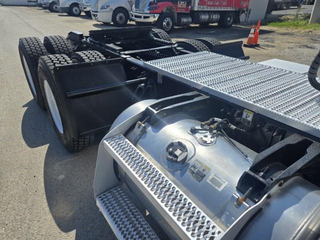2018 Peterbilt 579-12