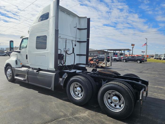 2022 International LT625-1