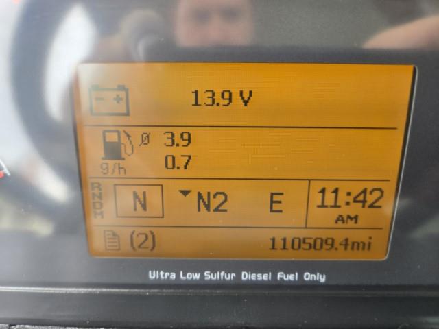 2016 Volvo VNM64T-9