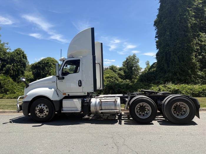 2023 International LT625-7