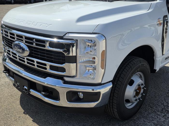 2026 Ford F-350-9