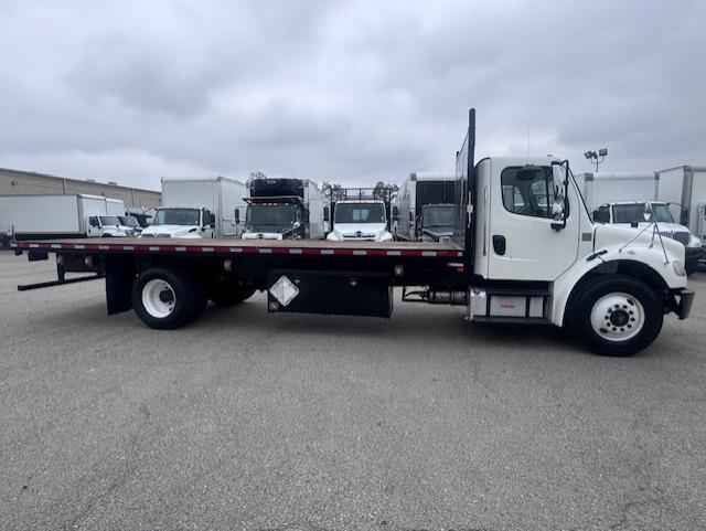 2019 Freightliner Business Class M2 106-3