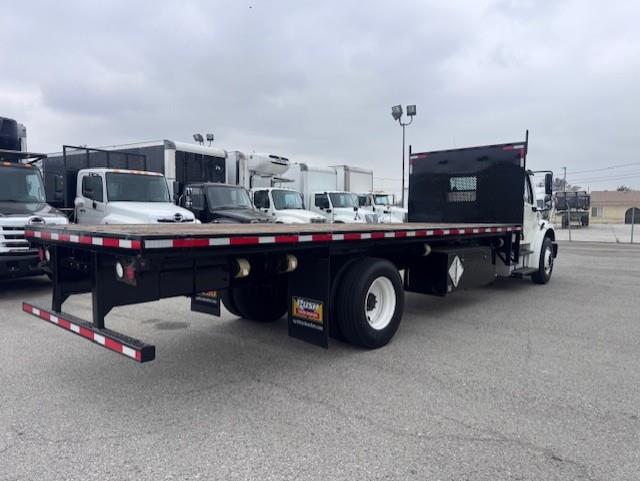 2019 Freightliner Business Class M2 106-4
