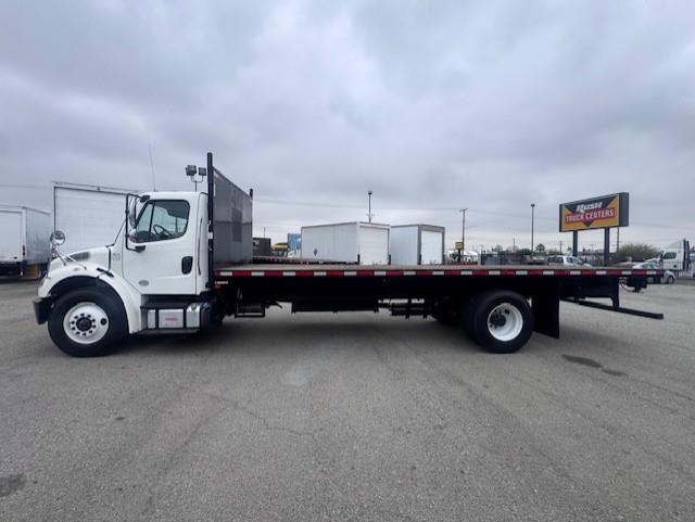 2019 Freightliner Business Class M2 106-7