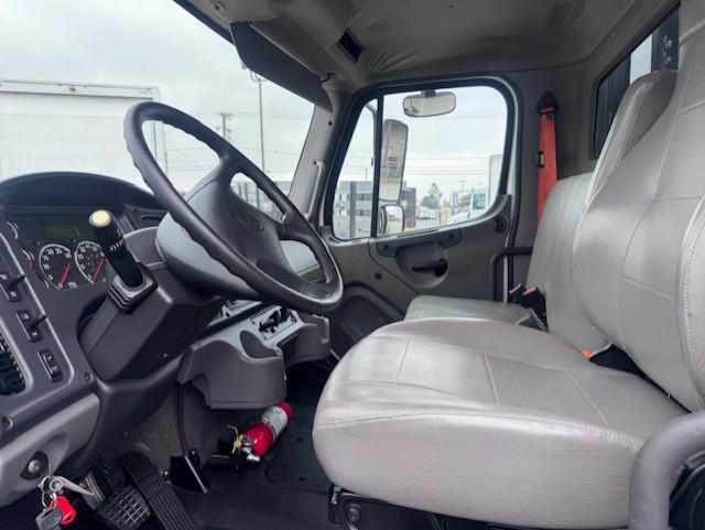 2019 Freightliner Business Class M2 106-8