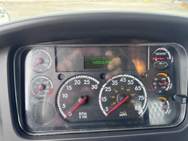 2019 Freightliner Business Class M2 106-9