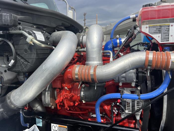 2027 Peterbilt 589-15