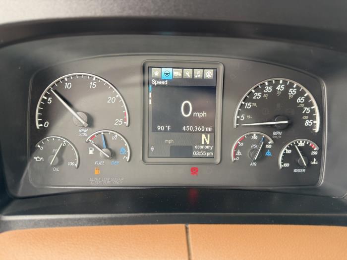 2022 Freightliner Cascadia-28