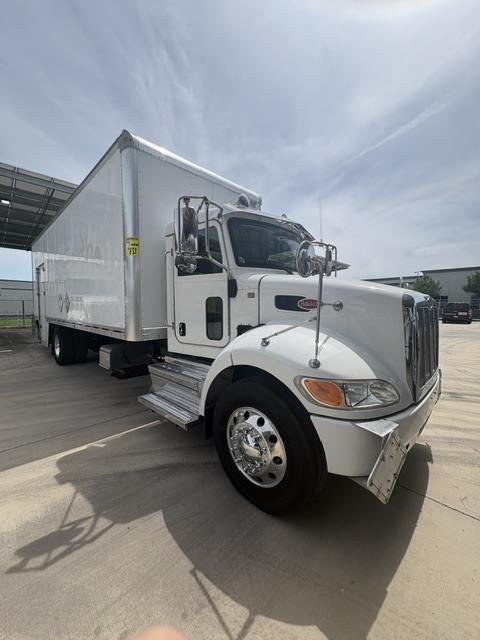2020 Peterbilt 337-3