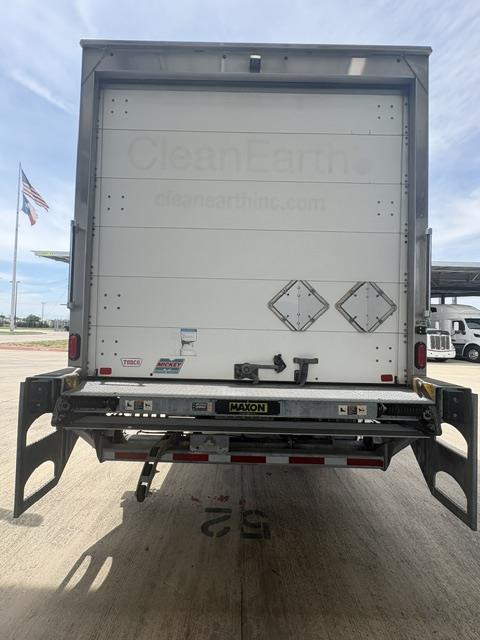 2020 Peterbilt 337-5