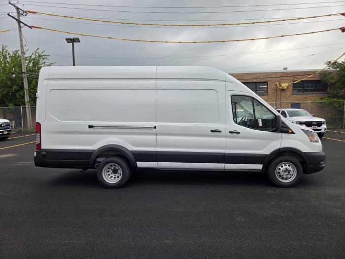2026 Ford Transit 350 HD-5