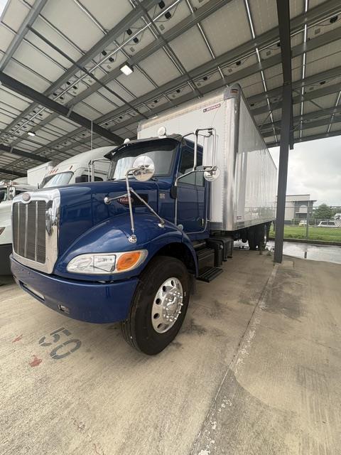 2020 Peterbilt 337-3