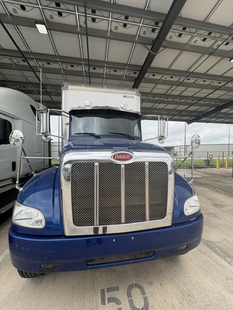 2020 Peterbilt 337-5
