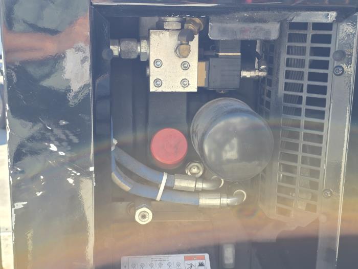 2018 Hino 268-41