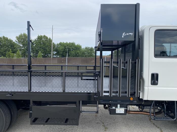 2027 Isuzu NPR-HD-10