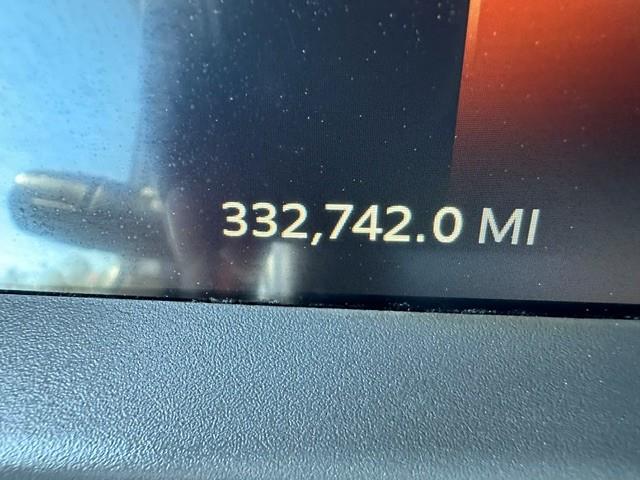 2023 Peterbilt 579-6