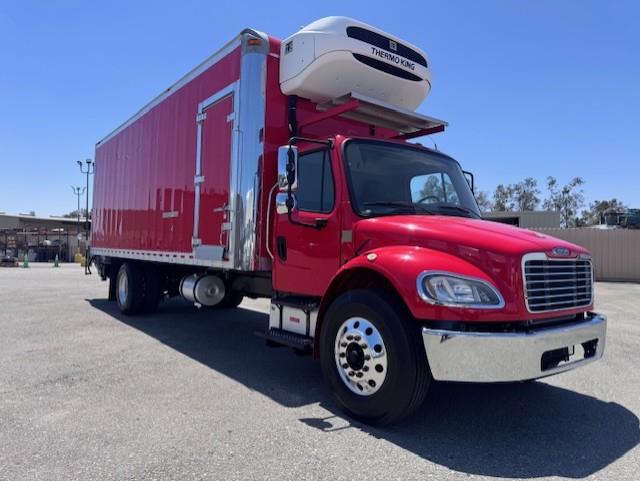 2019 Freightliner Business Class M2 106-4