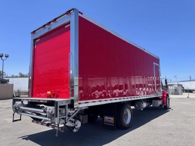 2019 Freightliner Business Class M2 106-8