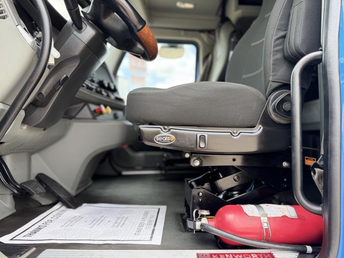 2020 Kenworth T680-18