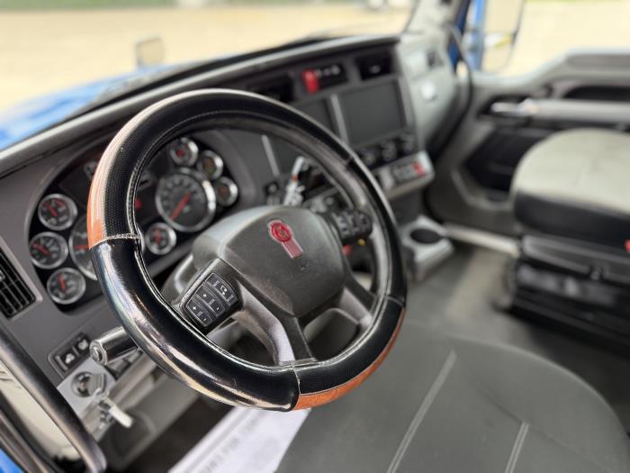2020 Kenworth T680-20