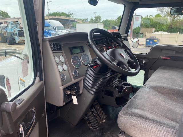2022 Kenworth T270-18