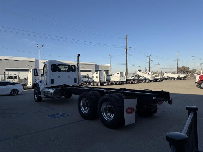 2027 Peterbilt 548-7