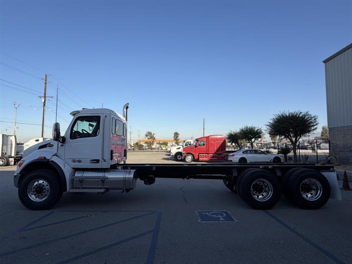 2027 Peterbilt 548-8