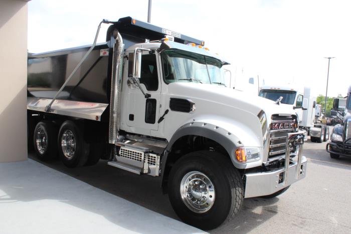 2025 Mack Granite 64FT-6