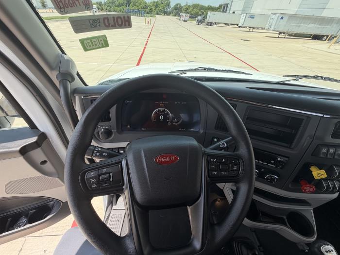 2027 Peterbilt 567-20